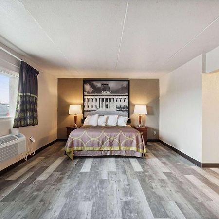 Super 8 By Wyndham Millbury/Toledo Hotel Ngoại thất bức ảnh